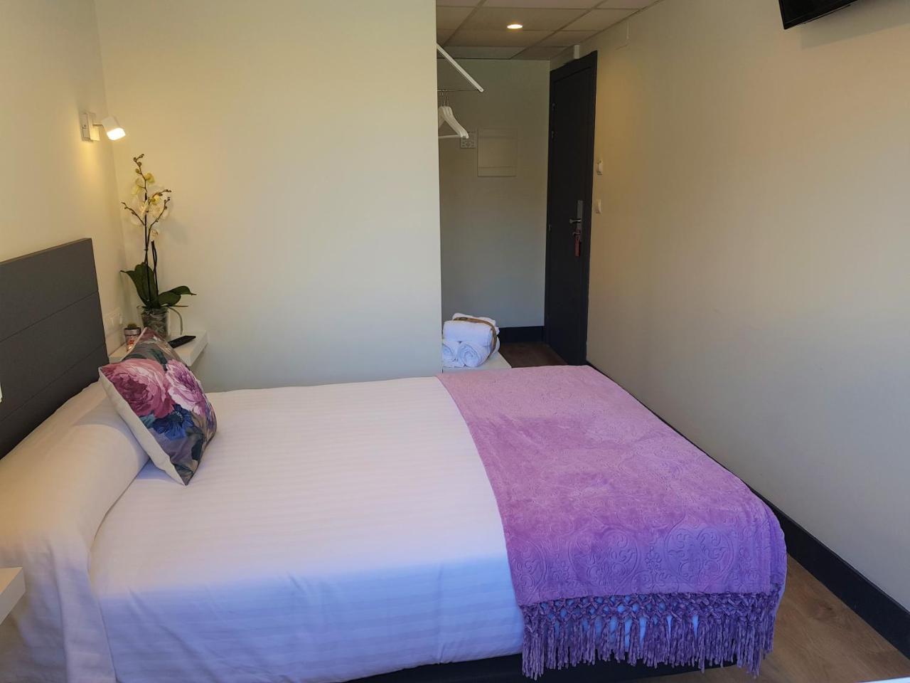 Malecon Hotel *